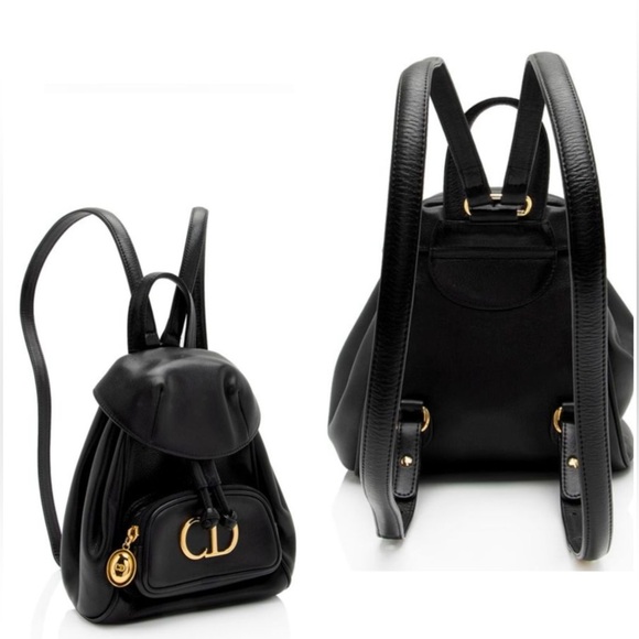 Dior Black Leather Vintage Backpack With Gold Hardware And Drawstring Closure - Picture 3 of 16